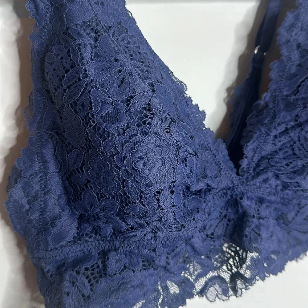 Aerie padded lace bralette size L blue EUC - Picture 2 of 3